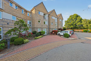 Chatsworth Road Brampton